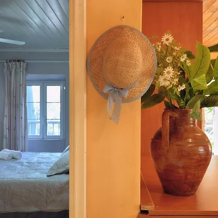 Mikroulis Holiday home *