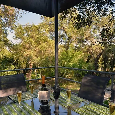 Tatil Evi Mikroulis Mastoratika