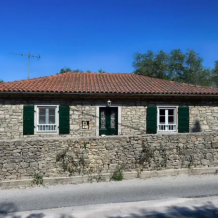 Mikroulis Tatil Evi *